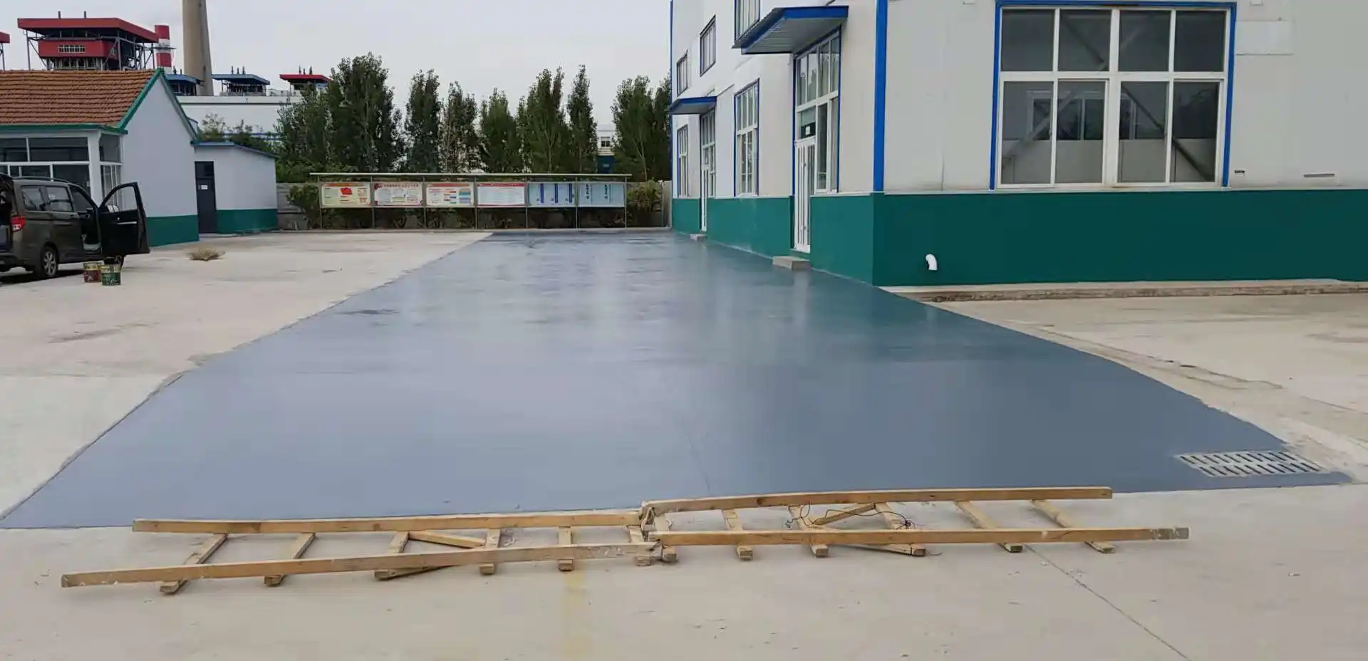 毕节车间厂房地坪漆修补翻新